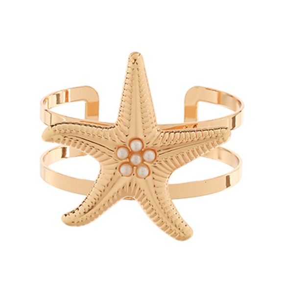 Starfish Pearl Cluster Cuff - Picture 1 of 1